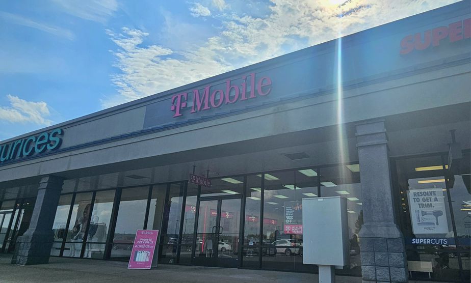 Exterior photo of T-Mobile Store at Southgate Rd & Wheeling Ave, Cambridge, OH