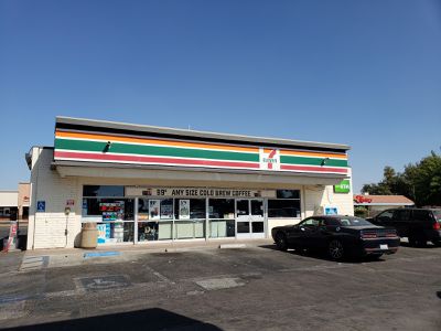 Image gallery for 7-Eleven