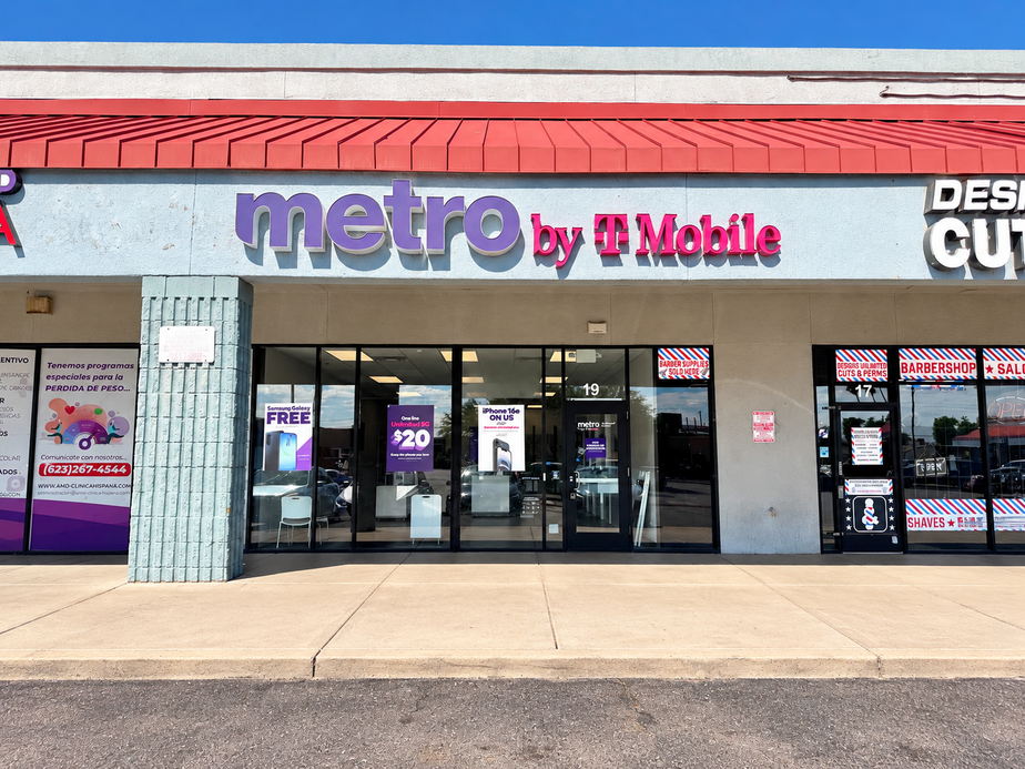 Metro by T-Mobile 6544 W Thomas Rd, - 6544 W Thomas Rd, 