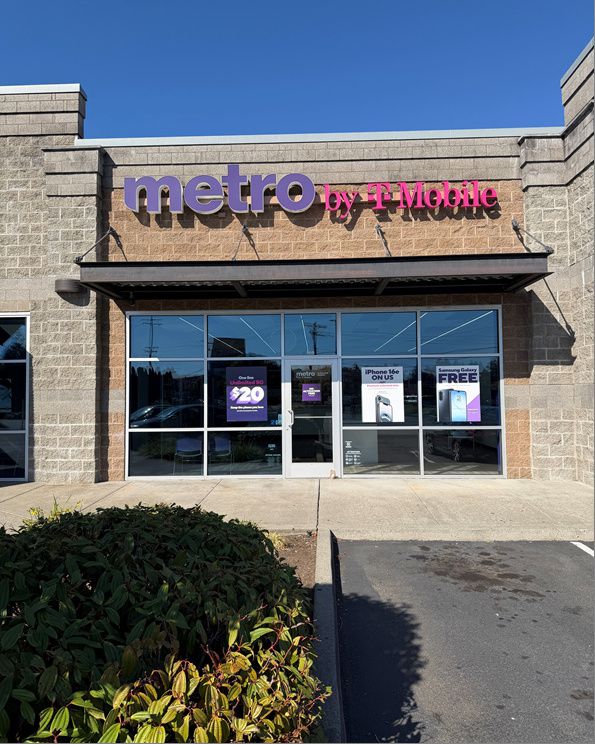 Metro by T-Mobile 11802 Evergreen Way - 11802 Evergreen Way 