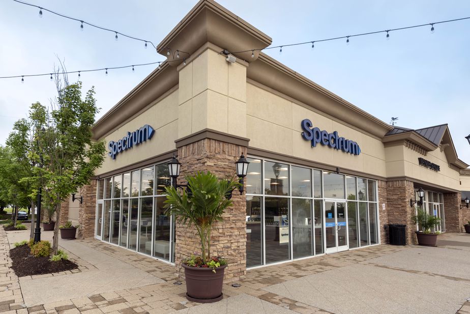 Spectrum - 2312 Sir Barton Way 