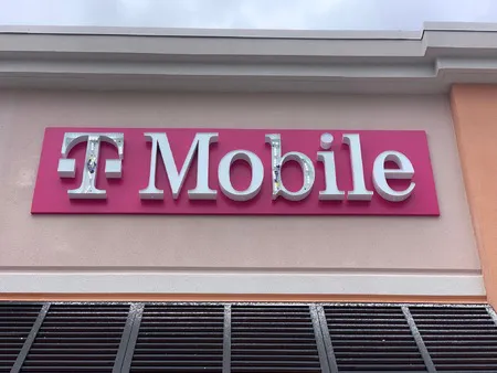  Exterior photo of T-Mobile Store at Florida Turnpike & Campbell Dr, Homestead, FL 