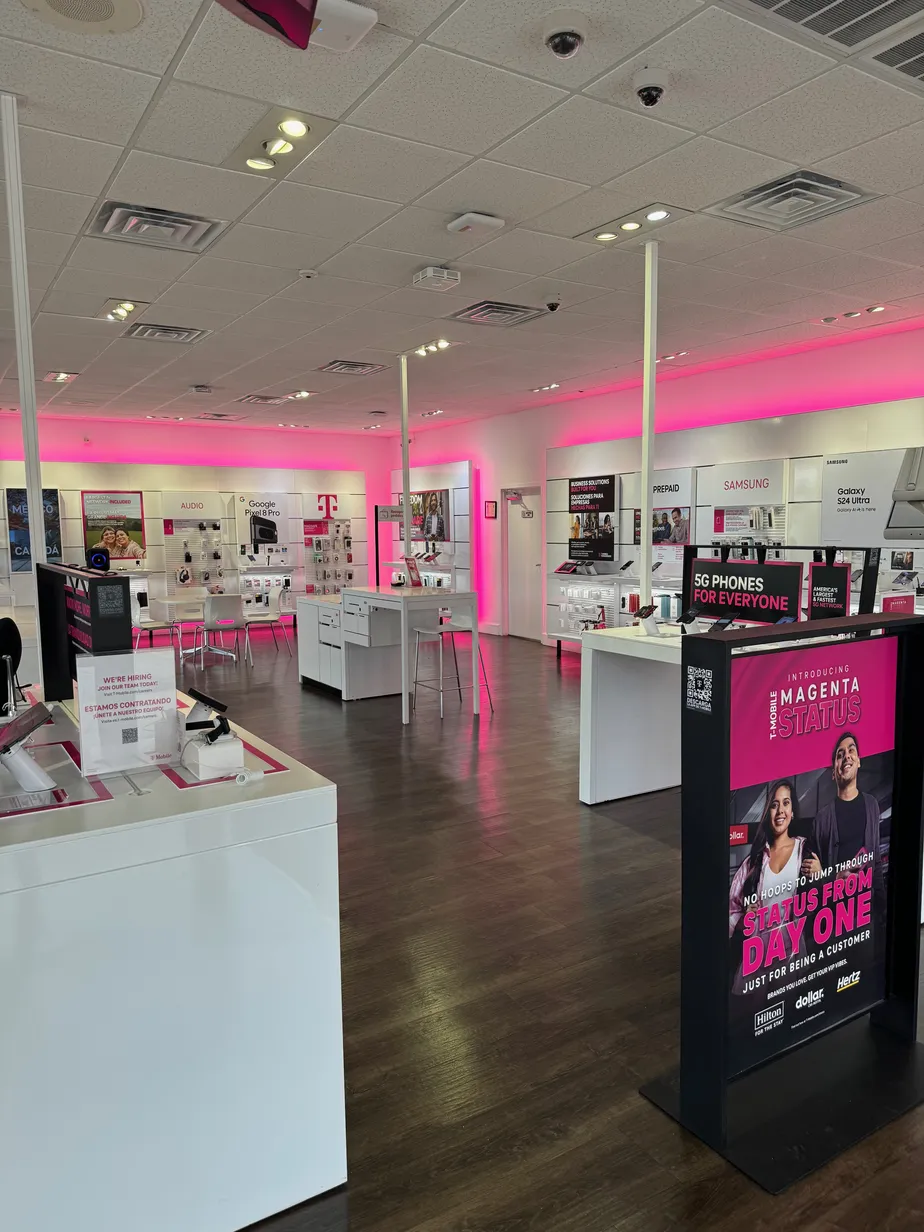  Interior photo of T-Mobile Store at McPherson & Calton, Laredo, TX 