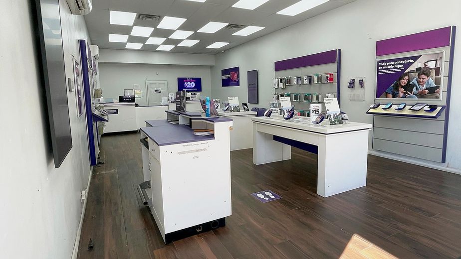 Metro by T-Mobile 4824 5th Ave - 4824 5th Ave 