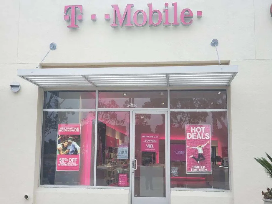  Exterior photo of T-Mobile store at Clairemont Mesa & Clairemont 2, San Diego, CA 