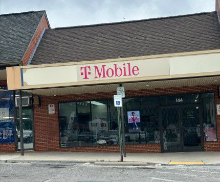 Exterior photo of T-Mobile Store at Chartley Dr & Shirley Manor Rd, Reisterstown, MD