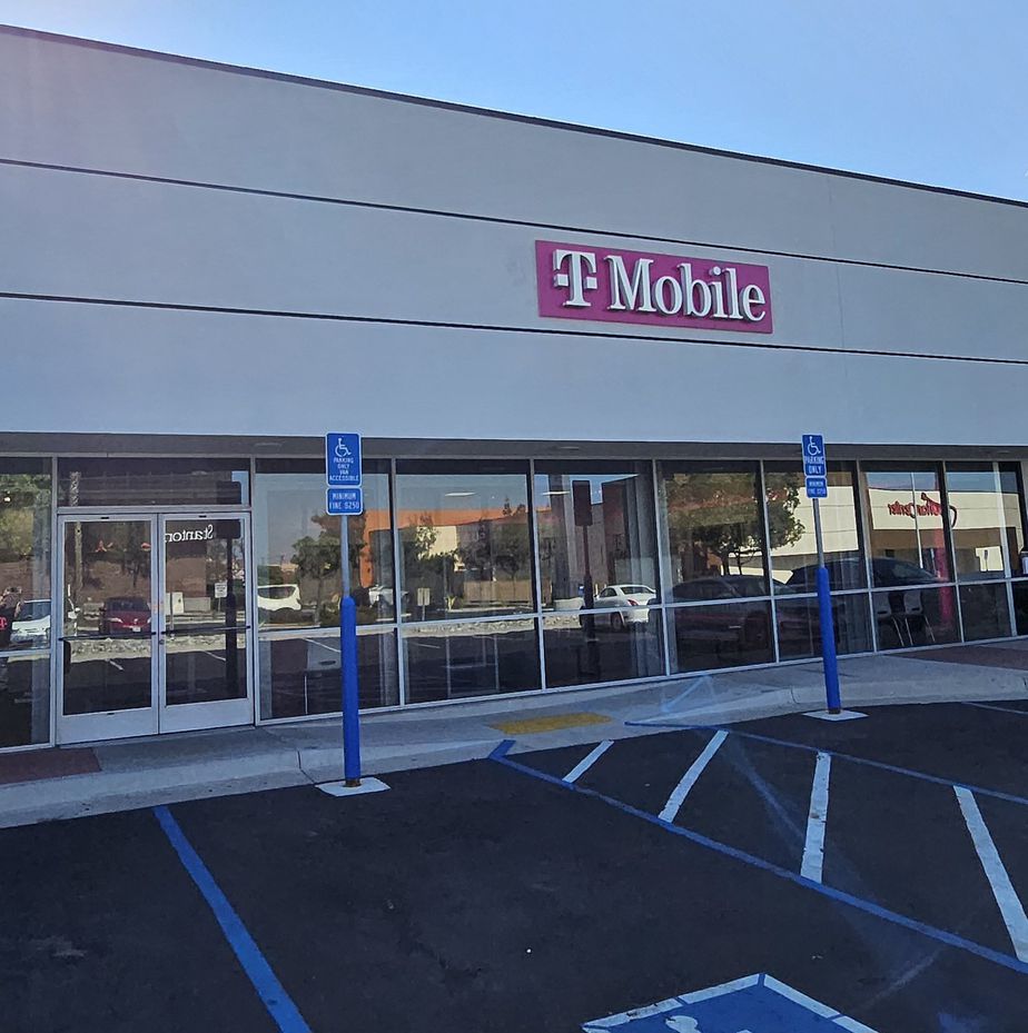 Exterior photo of T-Mobile Store at Grossmont Ctr Dr & Murray Dr, La Mesa, CA