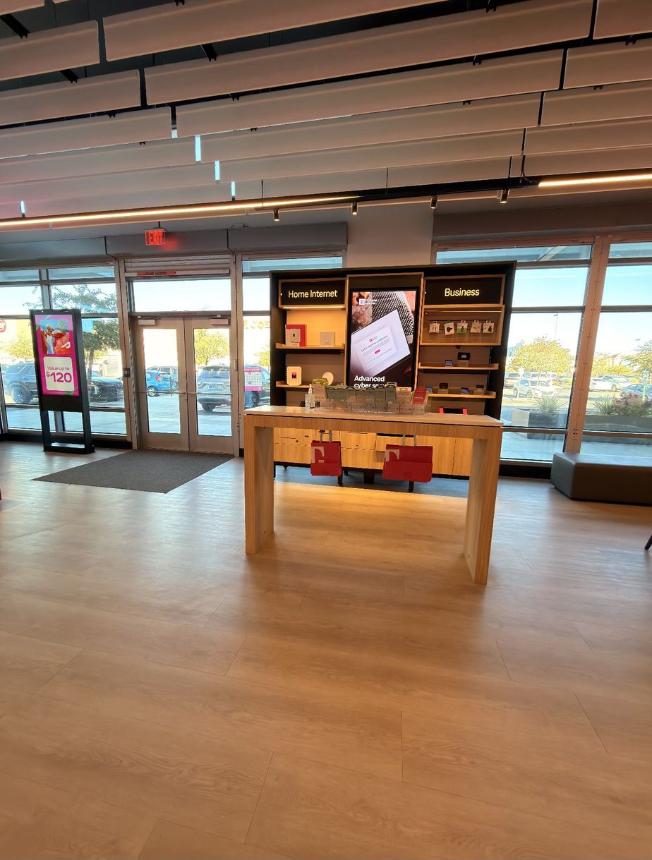  Interior photo of T-Mobile Store at Downtown Summerlin, Las Vegas, NV 