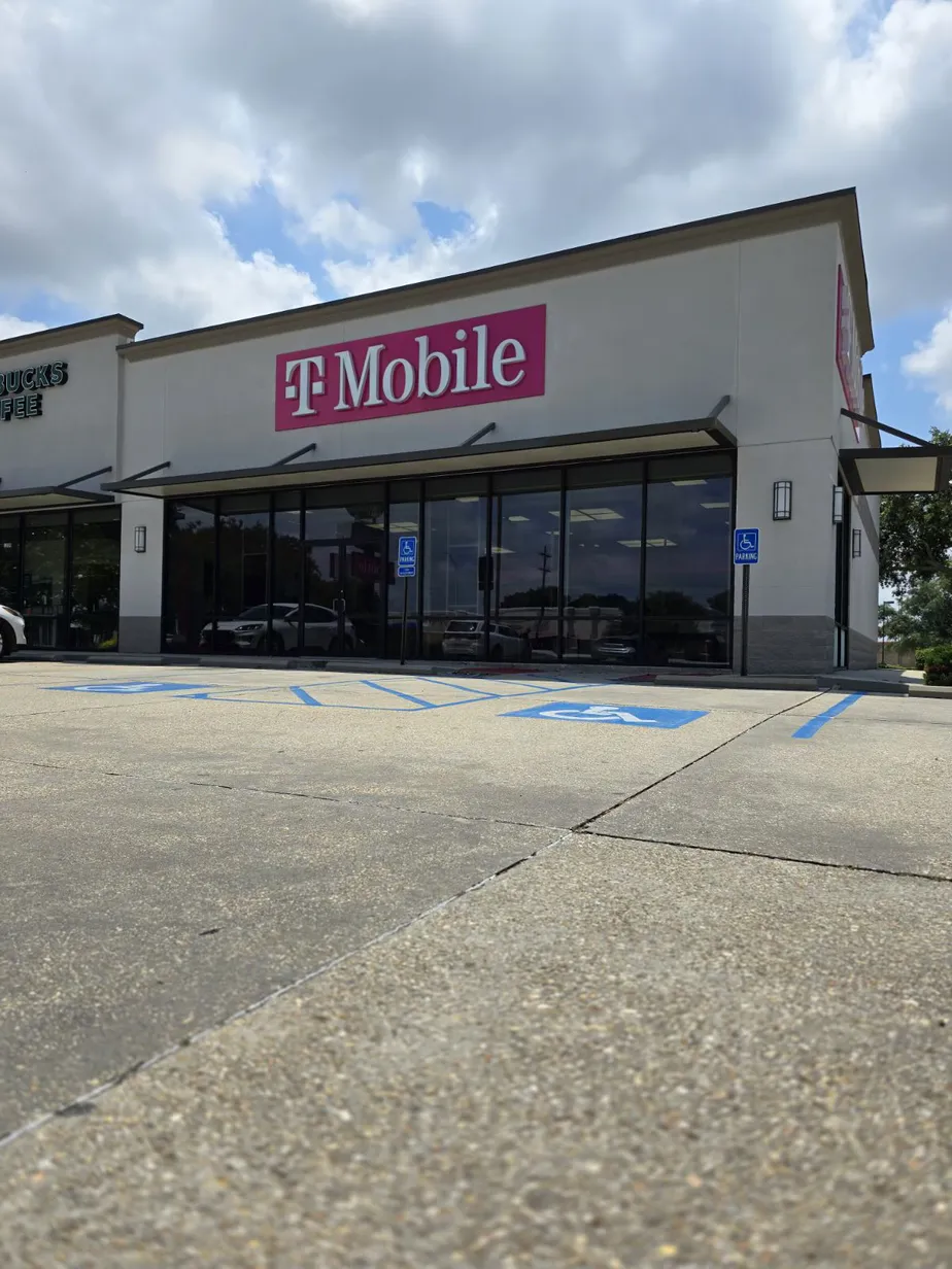  Exterior photo of T-Mobile Store at Johnston St & Amb Caffery, Lafayette, LA 