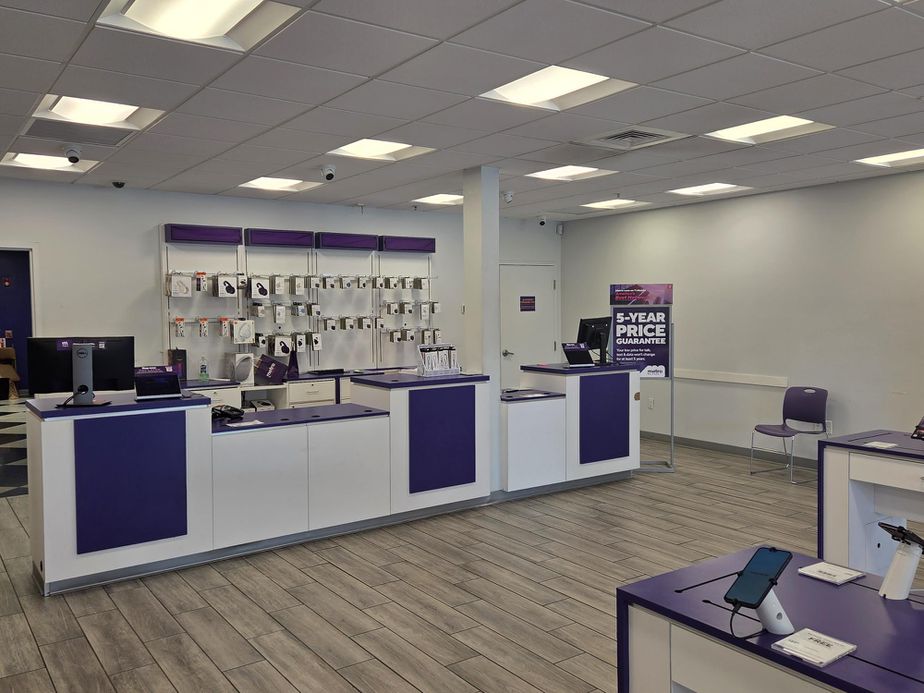Metro by T-Mobile 10933 S US Hwy 1 - 10933 S US Hwy 1 