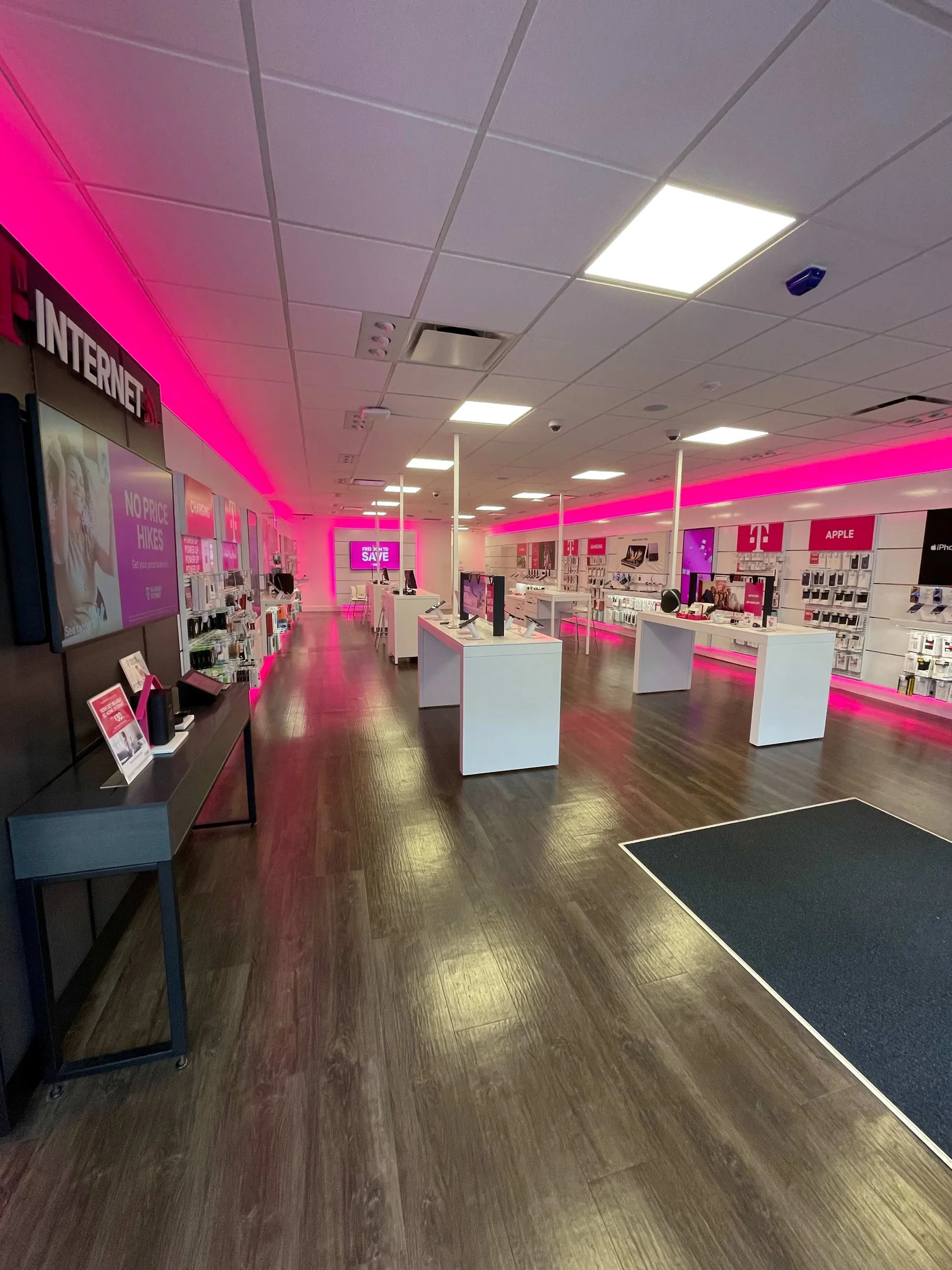 TMobile Jamaica & 161st St Jamaica, NY