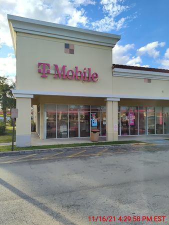 Exterior photo of T-Mobile Store at Cross County Plaza, West Palm Beach, FL