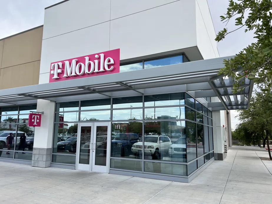 Exterior photo of T-Mobile Store at Downtown Summerlin, Las Vegas, NV