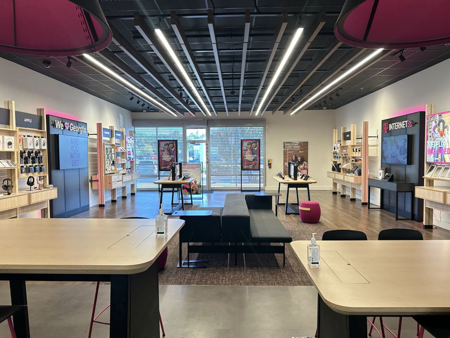 Interior photo of T-Mobile Store at Hiram Pavilion, Hiram, GA