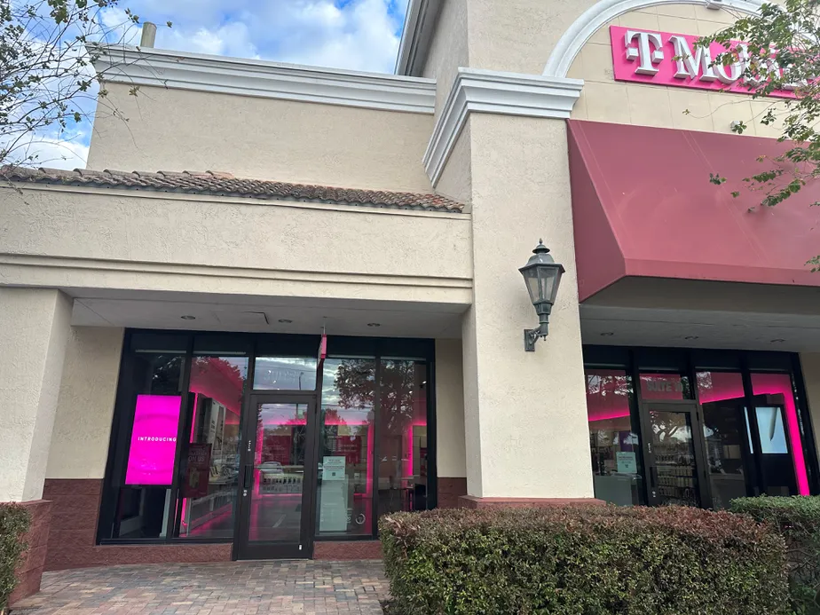  Exterior photo of T-Mobile Store at Sr 7 & Wiles, Pompano Beach, FL 