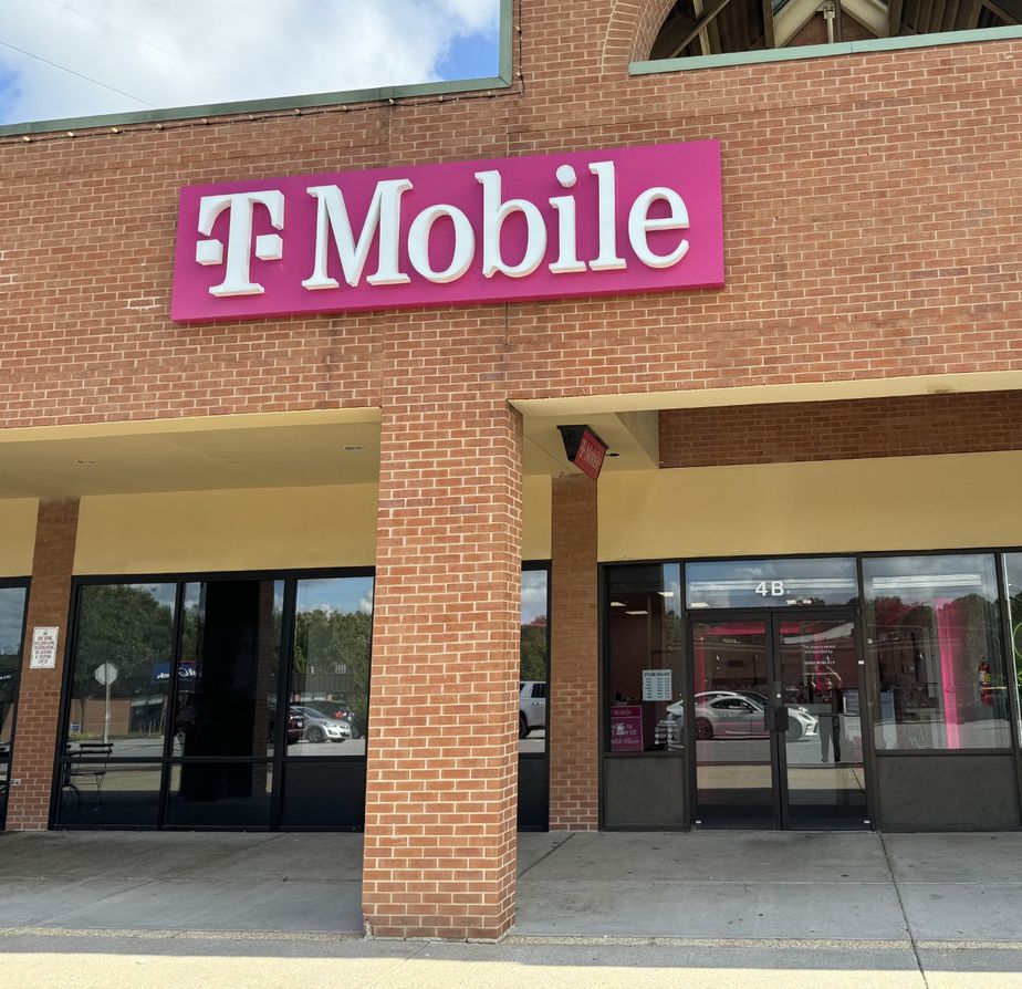 Exterior photo of T-Mobile Store at Southdale Center, Glen Burnie, MD