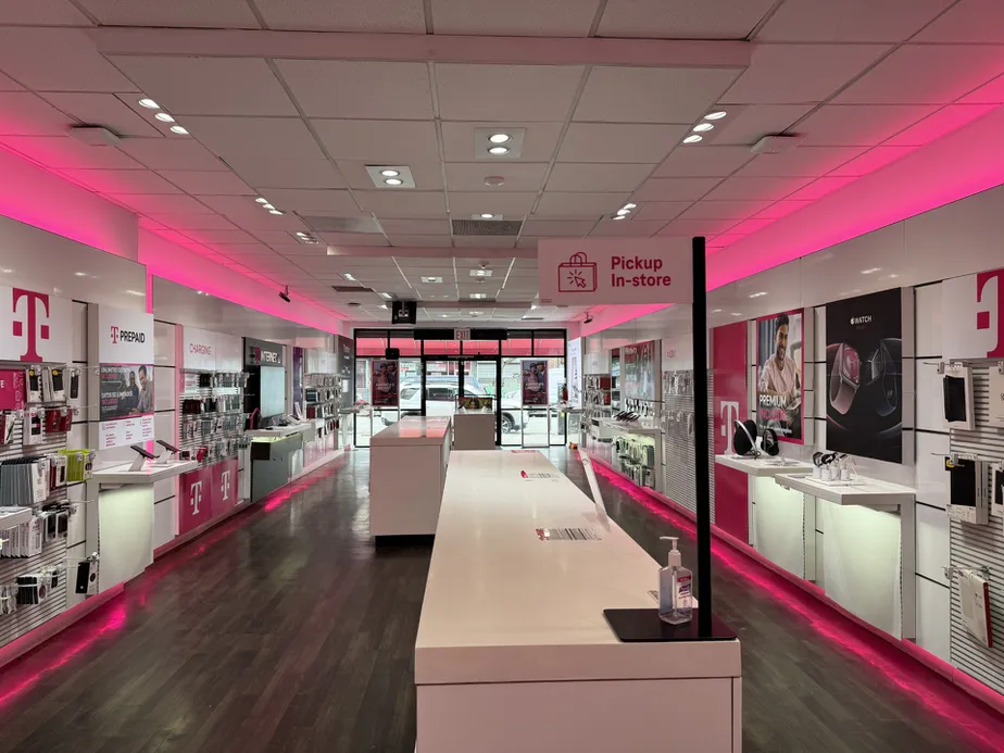  Interior photo of T-Mobile Store at Junction Blvd & Roosevelt Ave, Corona, NY 