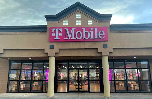 Exterior photo of T-Mobile Store at Layton Hill Field Road, Layton, UT