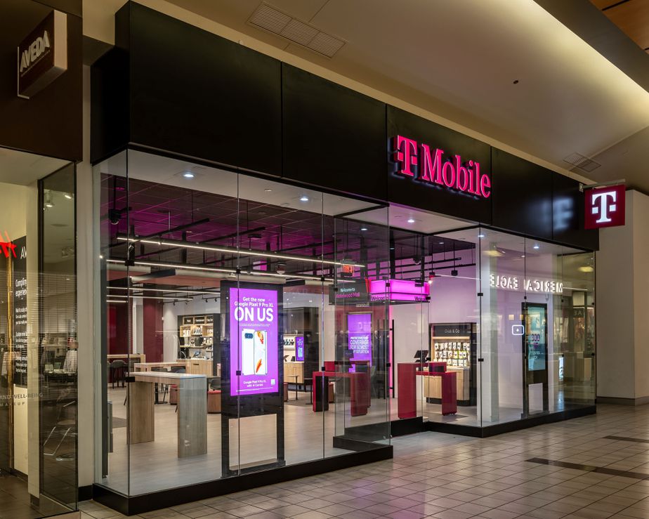 Exterior photo of T-Mobile Store at Alderwood Mall, Lynnwood, WA