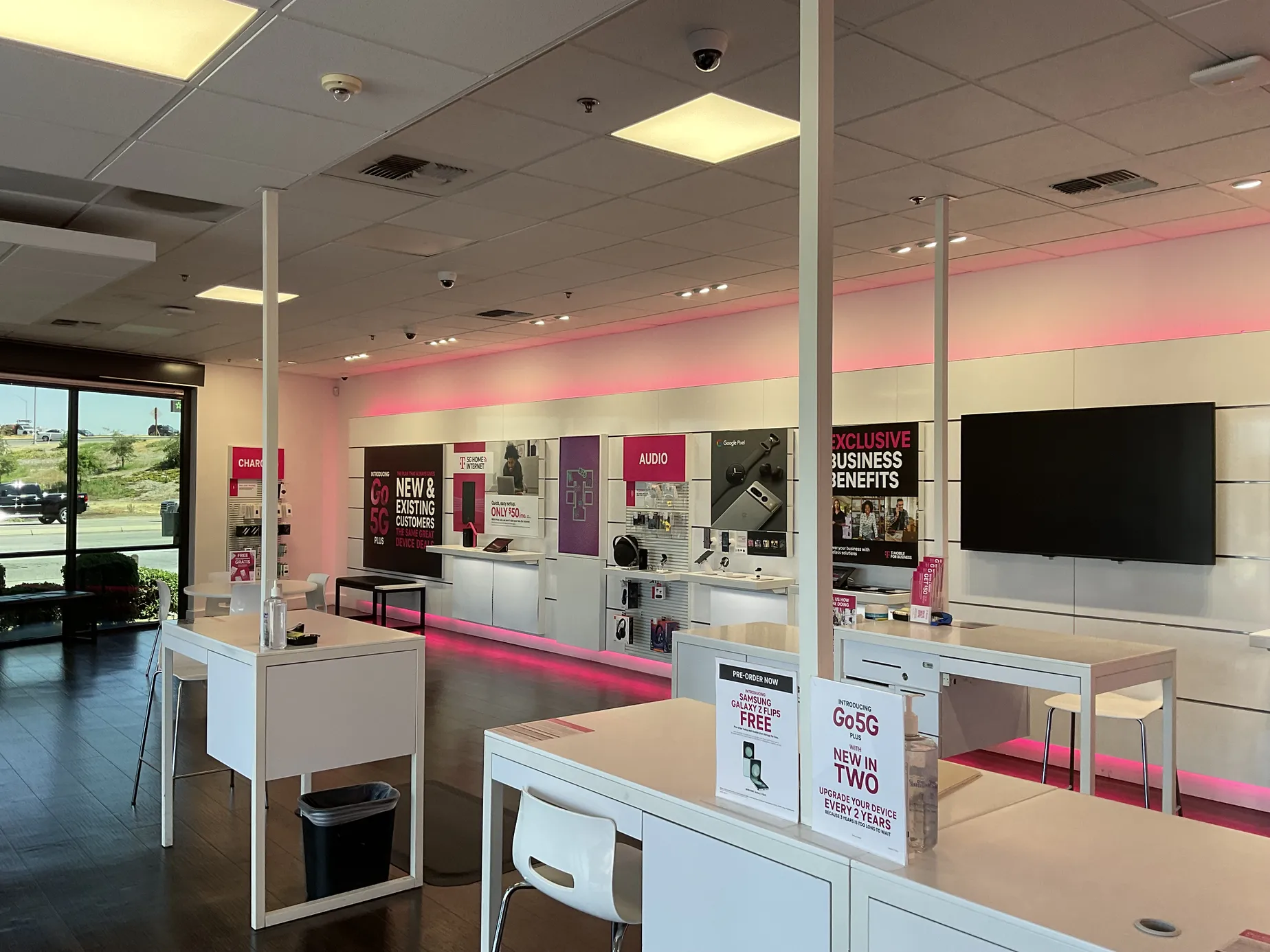TMobile California & Real Road Bakersfield, CA
