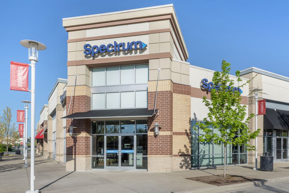 Spectrum - 2085 Lantern Ridge Way 