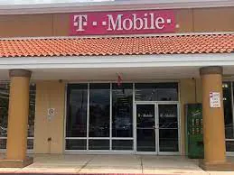  Exterior photo of T-Mobile Store at Rexville Town Center, Bayamon, PR 