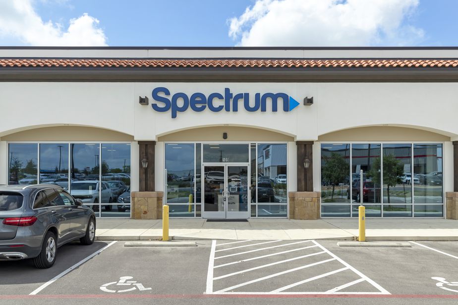 Spectrum - 415 W Loop 1604 S 