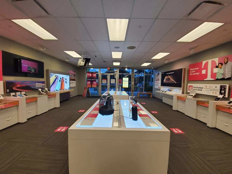 Interior photo of T-Mobile Store at Glades Rd & NW 16th St, Boca Raton, FL