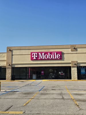 T-Mobile Authorized Retailer