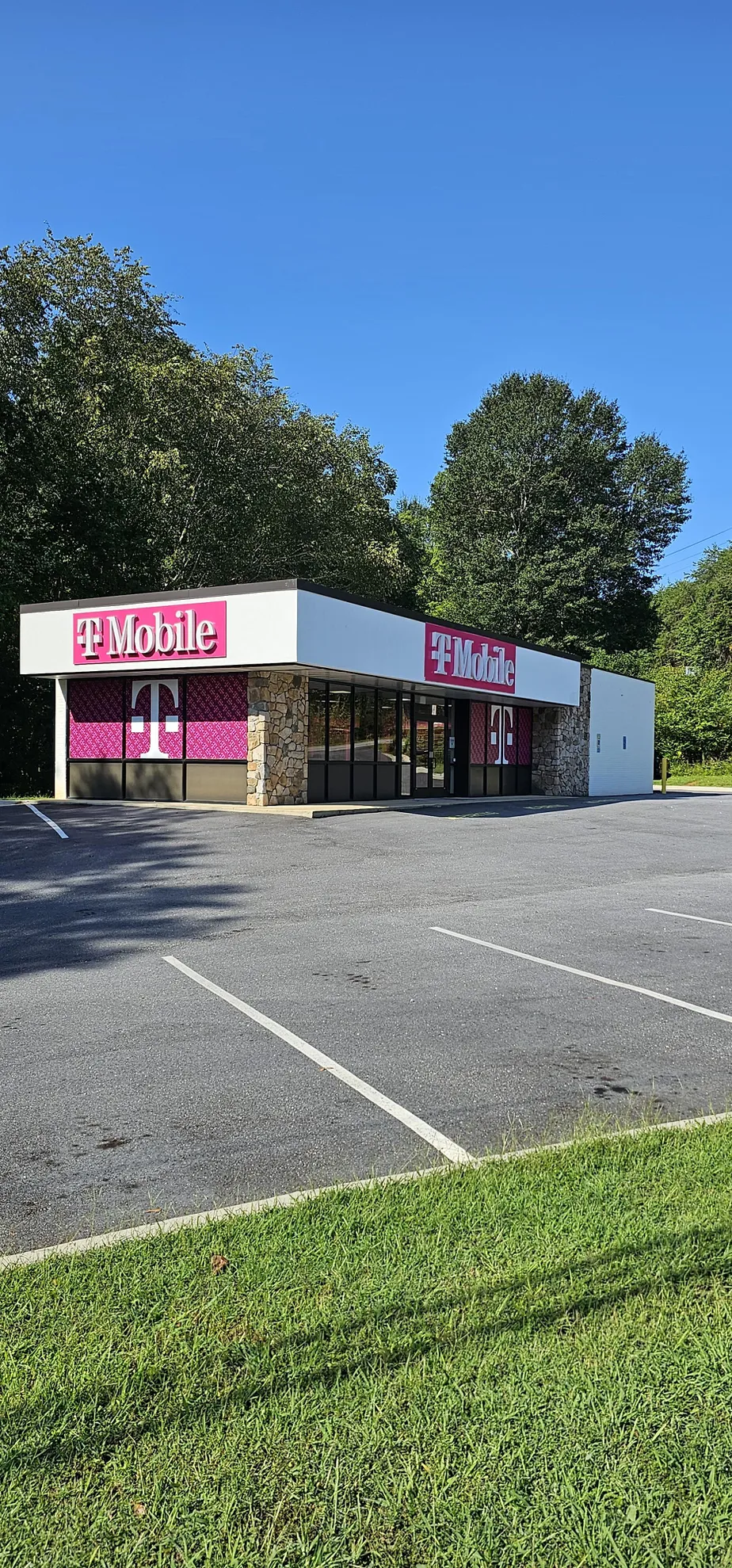  Exterior photo of T-Mobile Store at Gentry Memorial & C David Stn, Pickens, SC 