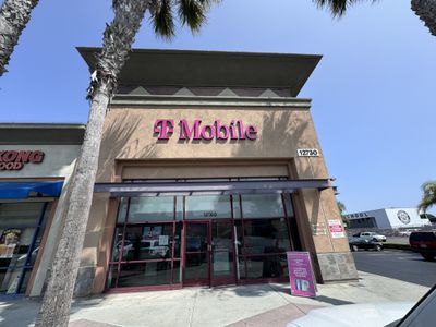 Image gallery for T-Mobile Hawthorne & El Segundo