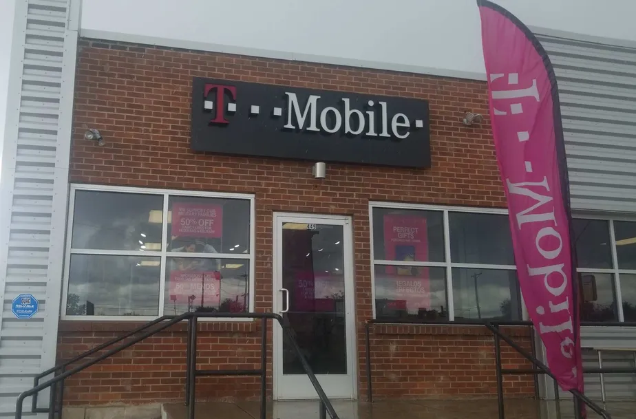 Exterior photo of T-Mobile store at Federal & Alameda, Denver, CO
