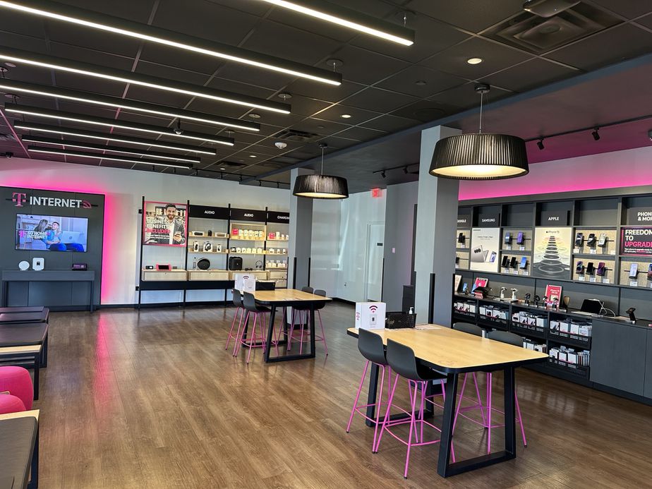 Interior photo of T-Mobile Store at Bel Aire Plaza, Napa, CA