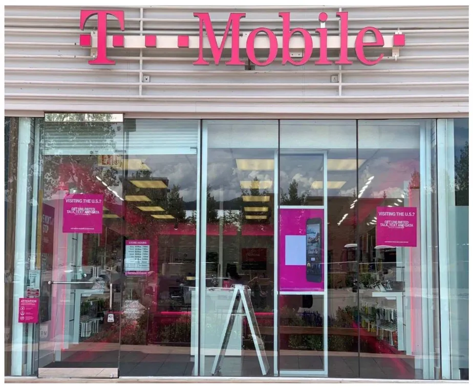 Exterior photo of T-Mobile store at Fawcett Rd & Post Blvd, Avon, CO