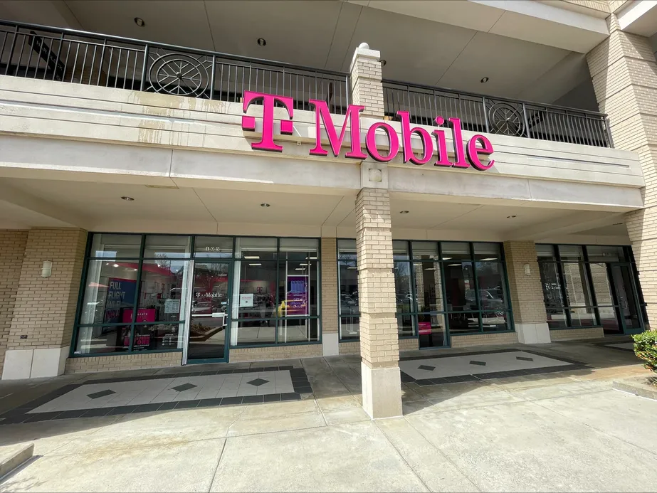  Exterior photo of T-Mobile Store at Peachtree Rd & Delmont Dr, Atlanta, GA 