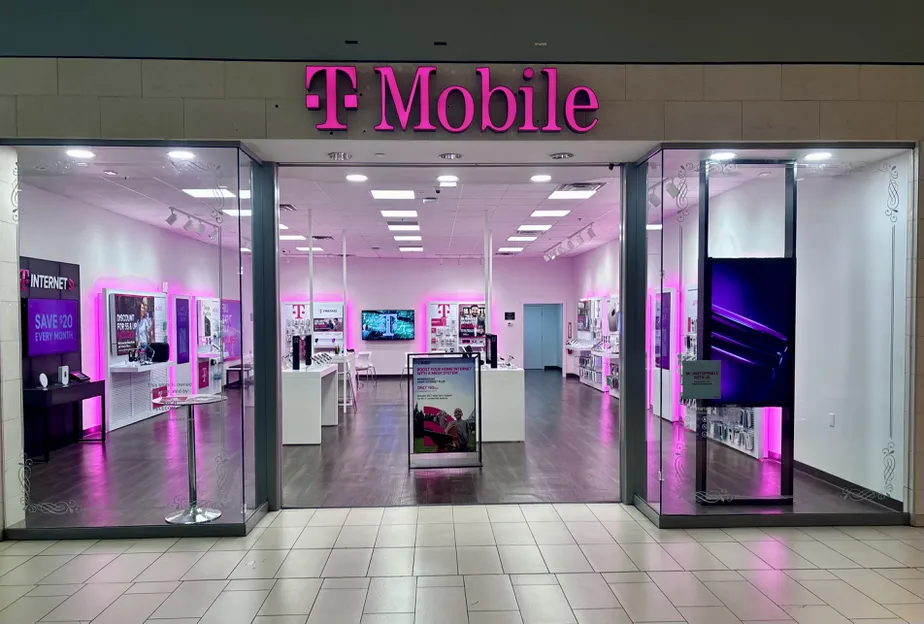  Exterior photo of T-Mobile Store at Volusia Mall, Daytona Beach, FL 
