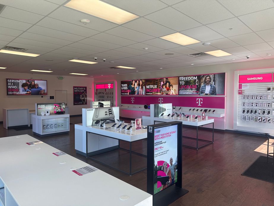 Interior photo of T-Mobile Store at Harris Plaza, Layton, UT