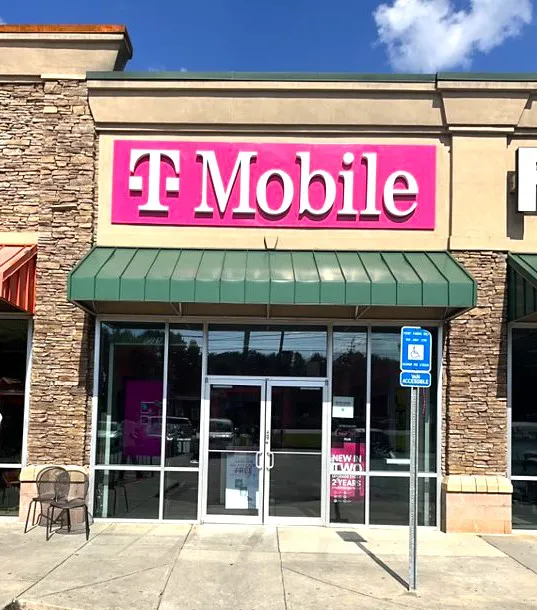 Exterior photo of T-Mobile Store at Panola Rd, Lithonia, GA
