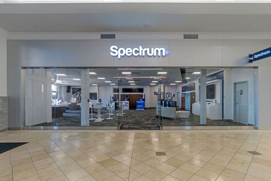 Spectrum - 3500 Oleander Dr 