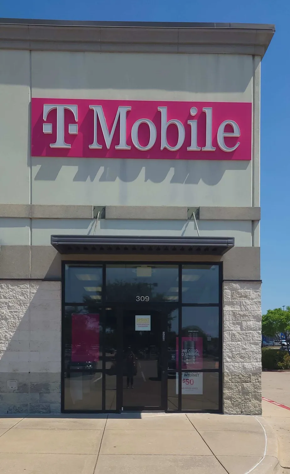 Exterior photo of T-Mobile Store at Hwy 377 & TX 114, Roanoke, TX