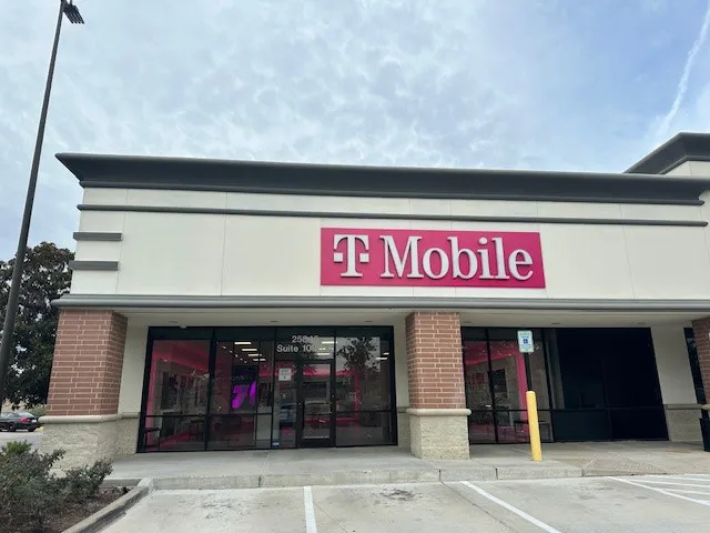 Exterior photo of T-Mobile Store at US-290 & Spring Cypress Rd, Cypress, TX
