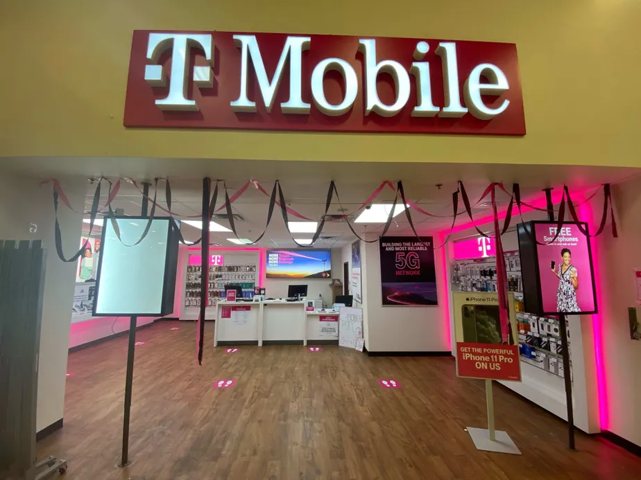 Exterior photo of T-Mobile store at S Interstate 35 & Spring Hollow Dr, Georgetown, TX