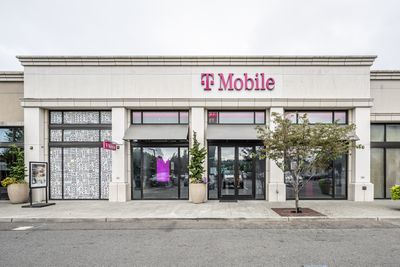 T-Mobile Experience Store