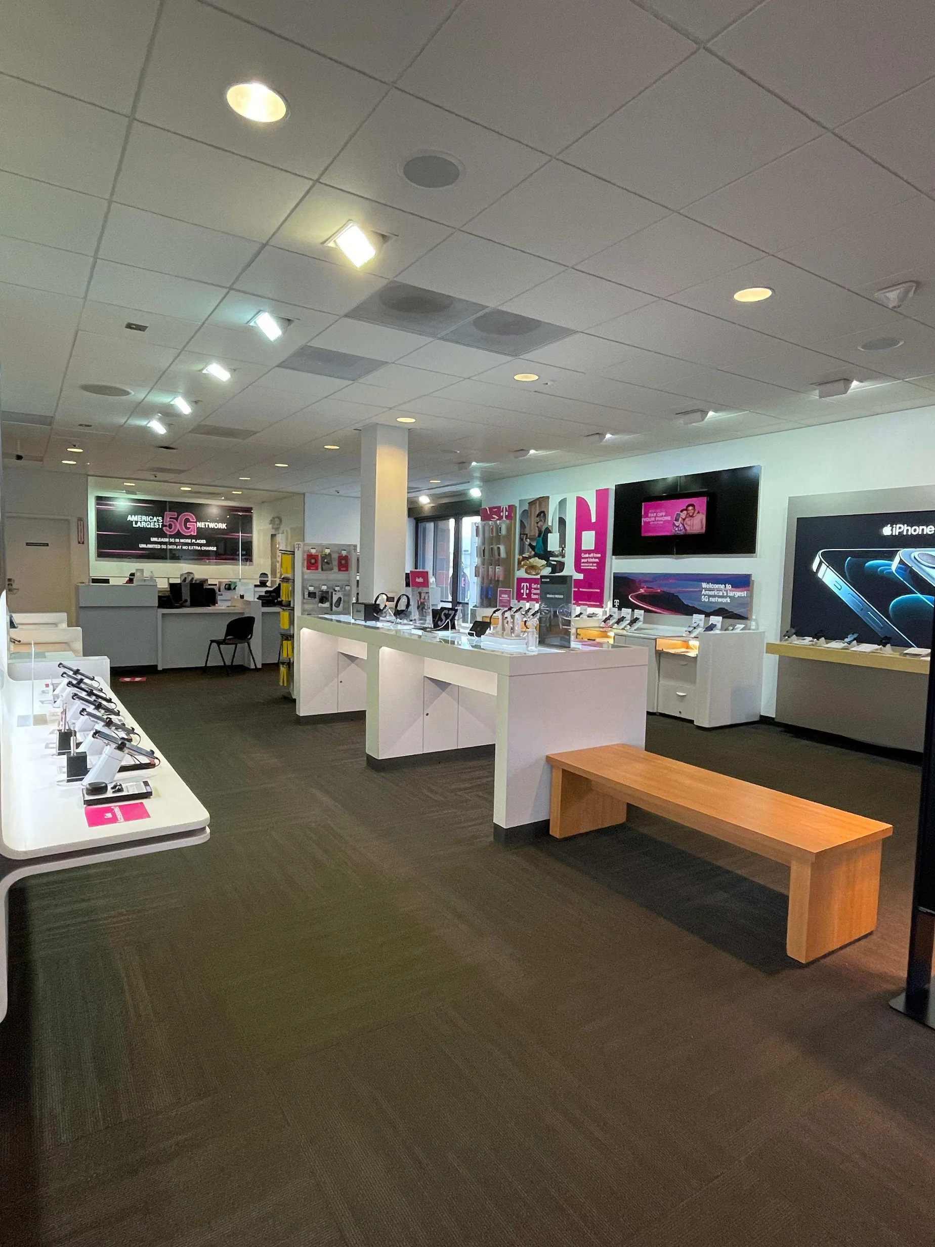 TMobile Rainbow & Lake Mead Las Vegas, NV