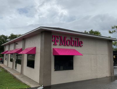 T-Mobile Authorized Retailer