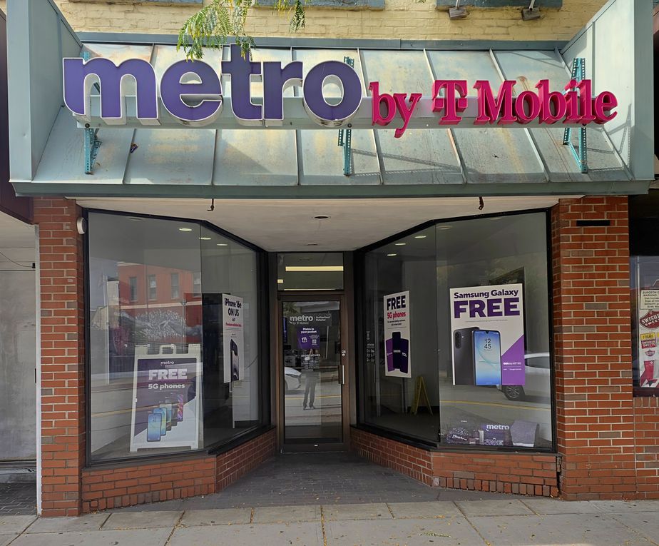 Metro by T-Mobile 57 N Main St - 57 N Main St