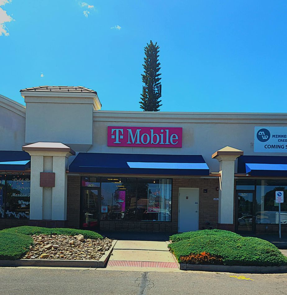 Exterior photo of T-Mobile Store at S Pueblo Blvd & Northern Ave, Pueblo, CO