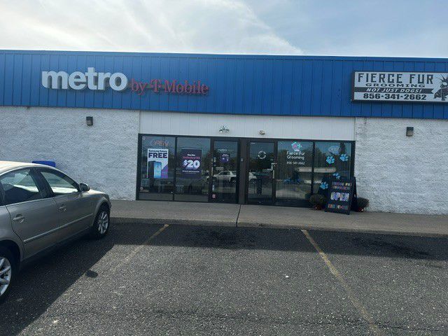 Metro by T-Mobile 2701 Route 42 - 2701 Route 42 