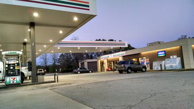 Image gallery for 7-Eleven