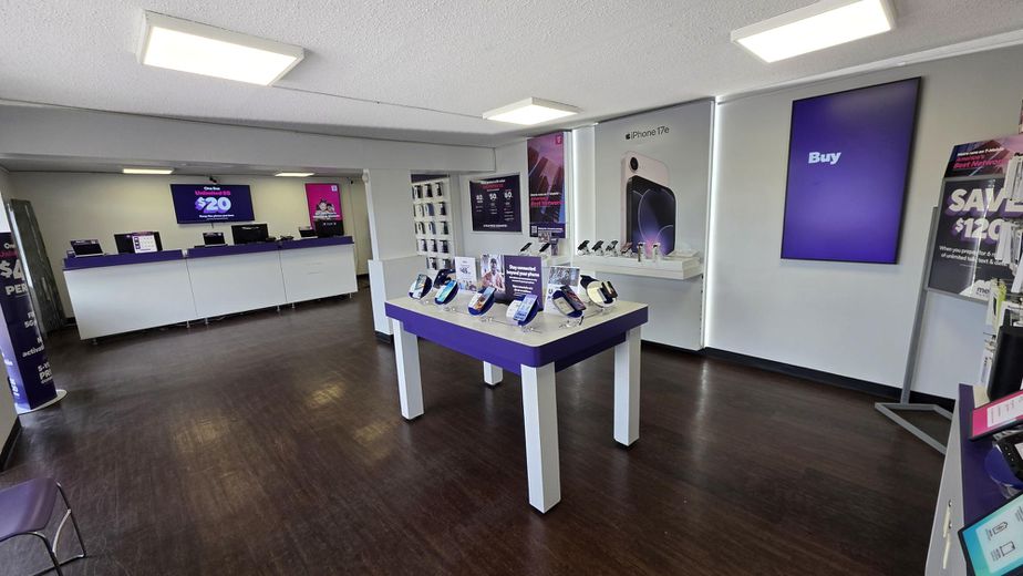 Metro by T-Mobile 308 W Randol Mill Rd - 308 W Randol Mill Rd 